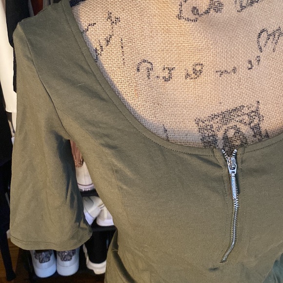 Guess Top - Picture 3 of 8